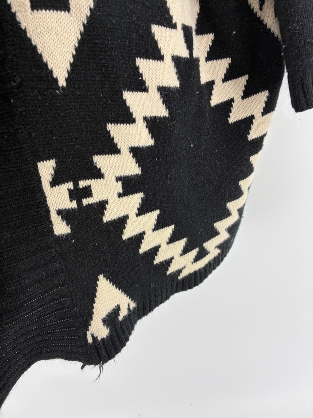 Black and Cream Aztec Open Front Cardigan - Picture 6 of 8